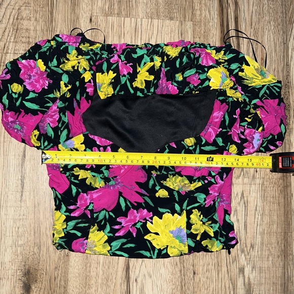 NEW! HP 🥳🥳🥳Zara Floral Print Top with Sweetheart Neckline - Picture 10 of 12